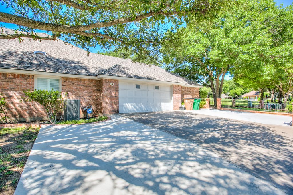 Image 43 of property listing at 5301 Beverly Drive, San Angelo, TX 76904
