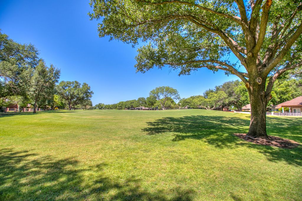 Image 48 of property listing at 5301 Beverly Drive, San Angelo, TX 76904