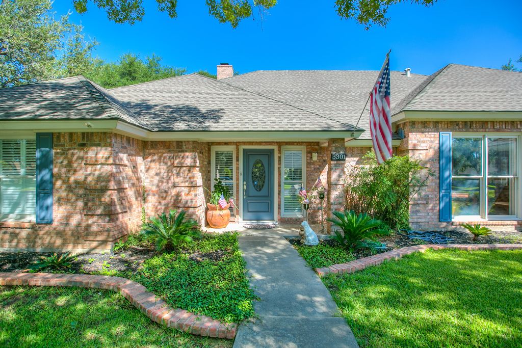 Image 6 of property listing at 5301 Beverly Drive, San Angelo, TX 76904