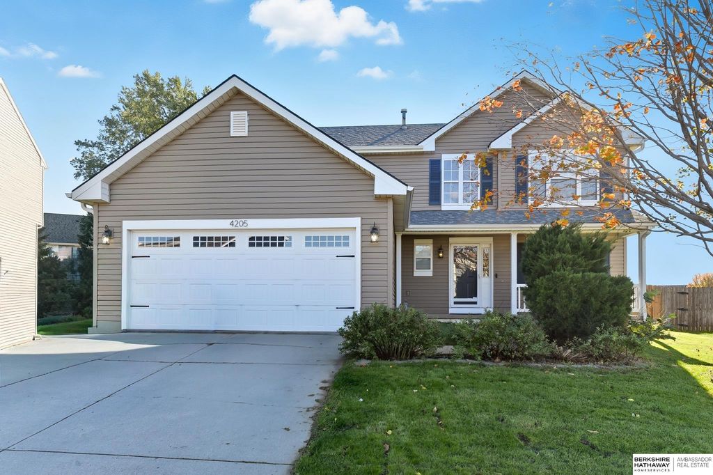 4205 N 147th Street, Omaha, NE 68116