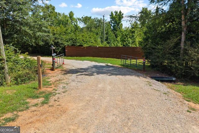 221 Columbus Drive, Homer, GA 30547