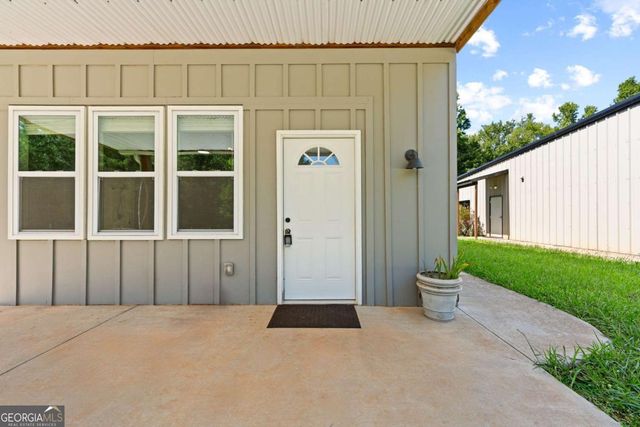 221 Columbus Drive, Homer, GA 30547