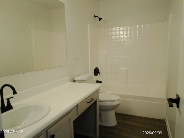 8640 N 68TH Drive, Peoria, AZ 85345