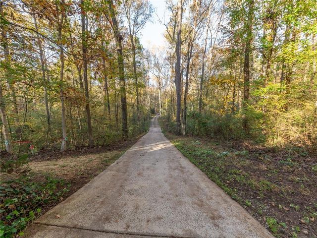 479 Bradshaw Lane, Canton, GA 30115