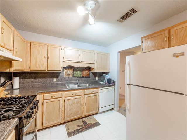 479 Bradshaw Lane, Canton, GA 30115