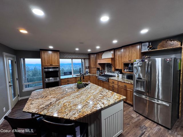 10320 N PAYMENT PEAK RD, Hauser, ID 83854