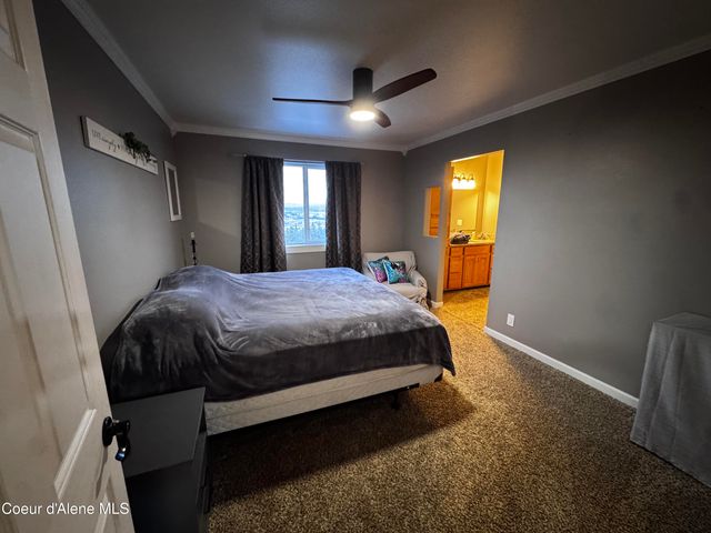 10320 N PAYMENT PEAK RD, Hauser, ID 83854