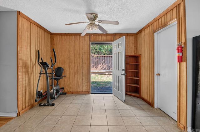 4114 Hillside Dr, North Little Rock, AR 72118