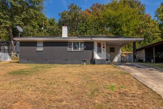 4114 Hillside Dr, North Little Rock, AR 72118