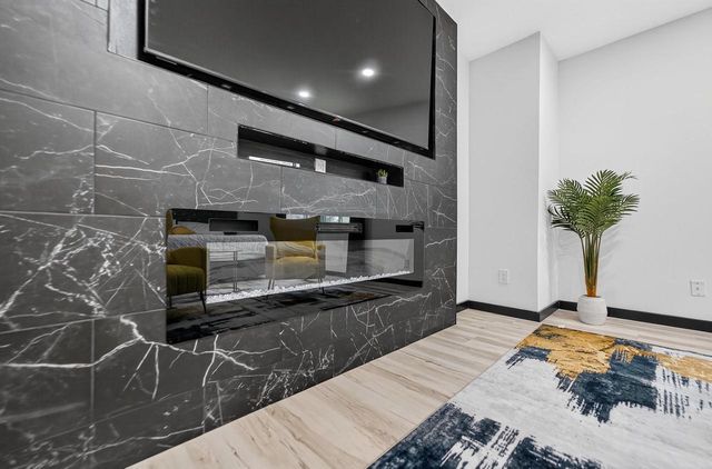 2911 Marina Drive, Middleton, WI 53562