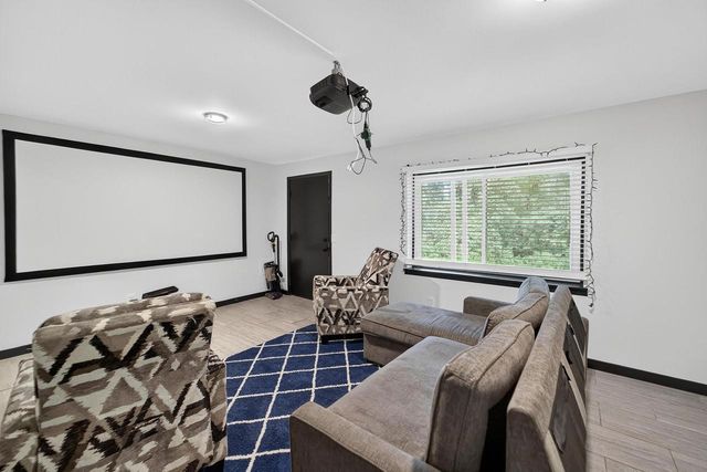 2911 Marina Drive, Middleton, WI 53562