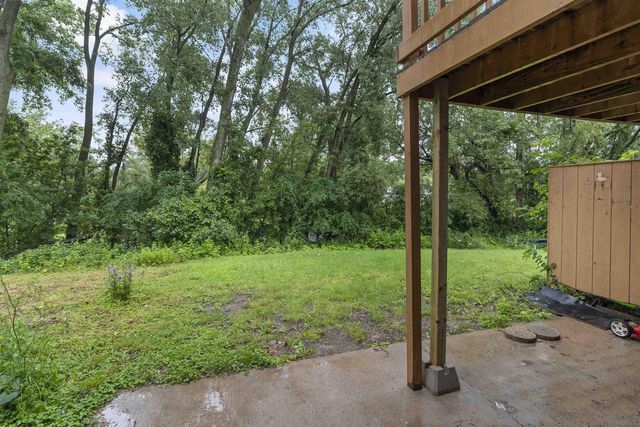 2911 Marina Drive, Middleton, WI 53562