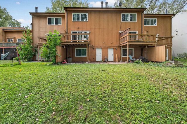 2911 Marina Drive, Middleton, WI 53562