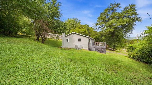11635 Hixson Pike, Soddy Daisy, TN 37379