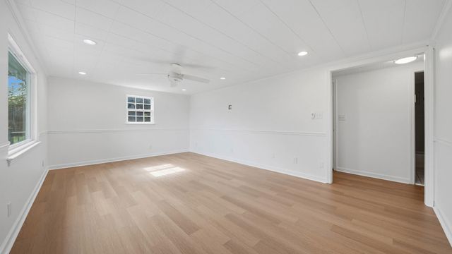 11635 Hixson Pike, Soddy Daisy, TN 37379