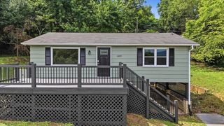 11635 Hixson Pike, Soddy Daisy, TN 37379