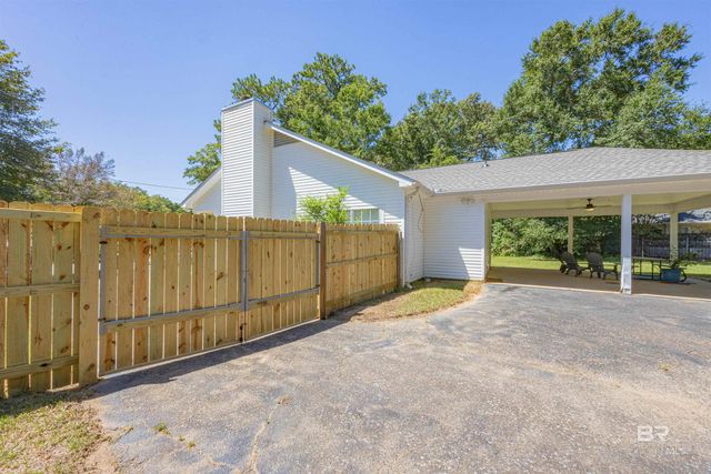 105 Jean Circle, Daphne, AL 36526