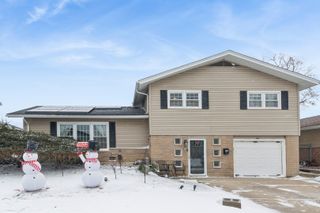 15201 GEOFFREY Road, Oak Forest, IL 60452