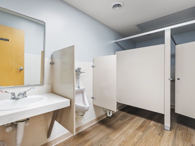 11635 Wange Road, Capron, IL 61012