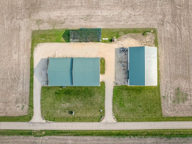 11635 Wange Road, Capron, IL 61012