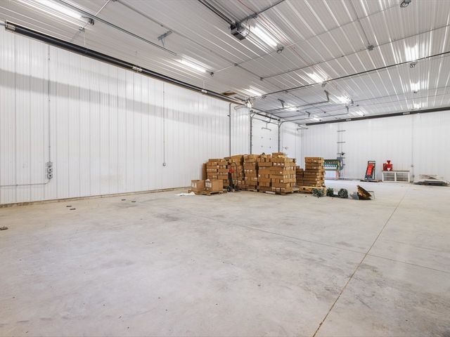 11635 Wange Road, Capron, IL 61012