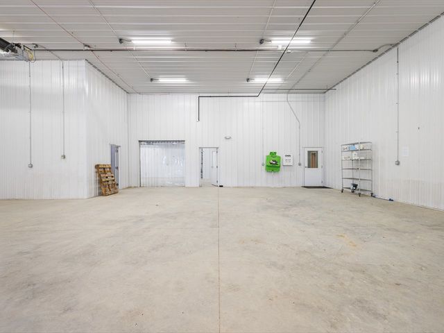 11635 Wange Road, Capron, IL 61012