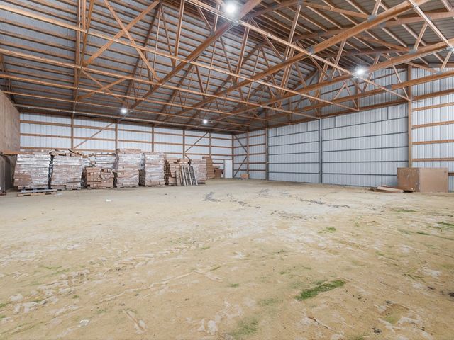 11635 Wange Road, Capron, IL 61012