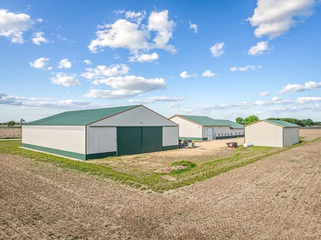 11635 Wange Road, Capron, IL 61012