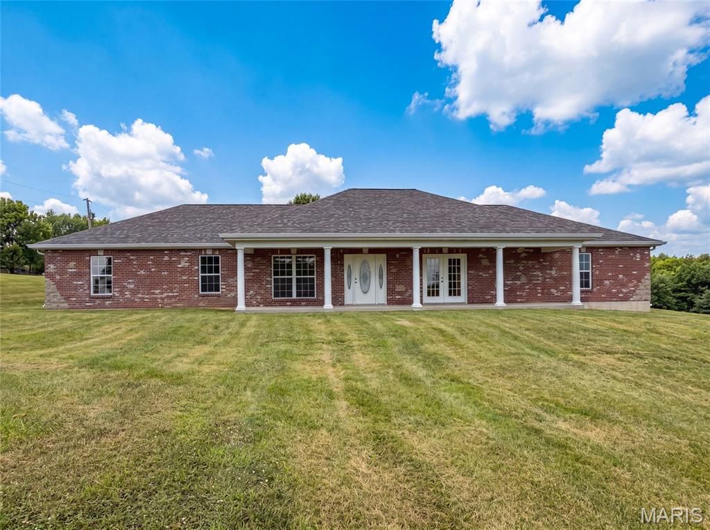 2357 Bastean Road, Wentzville, MO 63385
