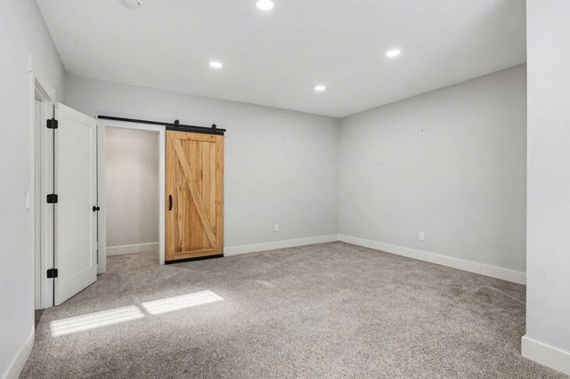 8138 Boardwalk Drive Sw, Byron Twp, MI 49315