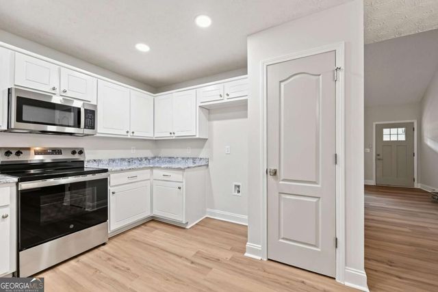 247 Pebble Creek Drive, Mcdonough, GA 30253