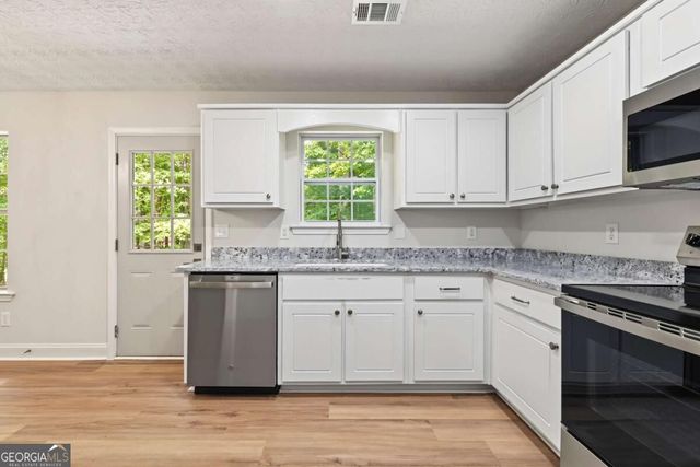 247 Pebble Creek Drive, Mcdonough, GA 30253