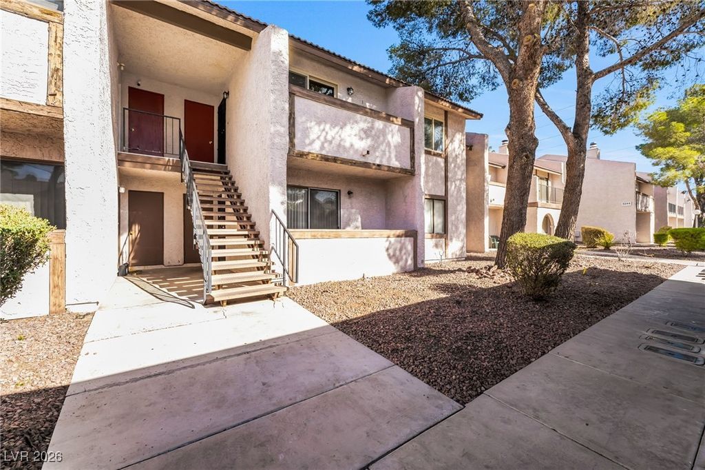 Image 2 of property listing at 5264 Child Court 90, Las Vegas, NV 89103