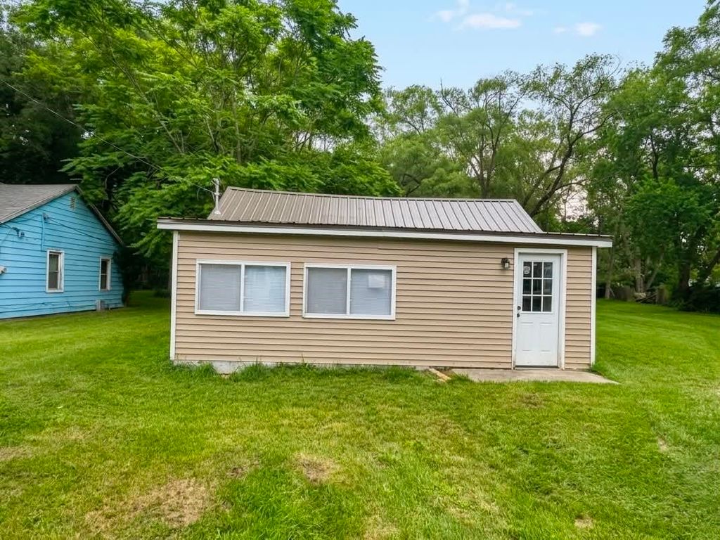 815 Milo Street, Benton Harbor, MI 49022