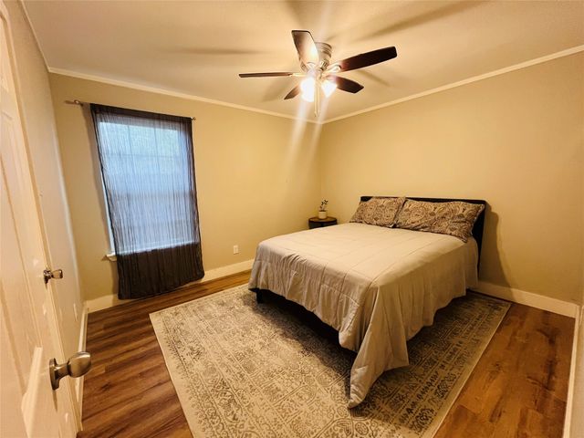 2840 Oakdale, Dallas, TX 75215