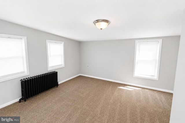 209 YORK ST, Burlington, NJ 08016