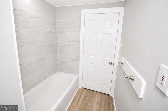 209 YORK ST, Burlington, NJ 08016