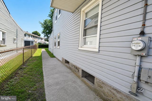 209 YORK ST, Burlington, NJ 08016