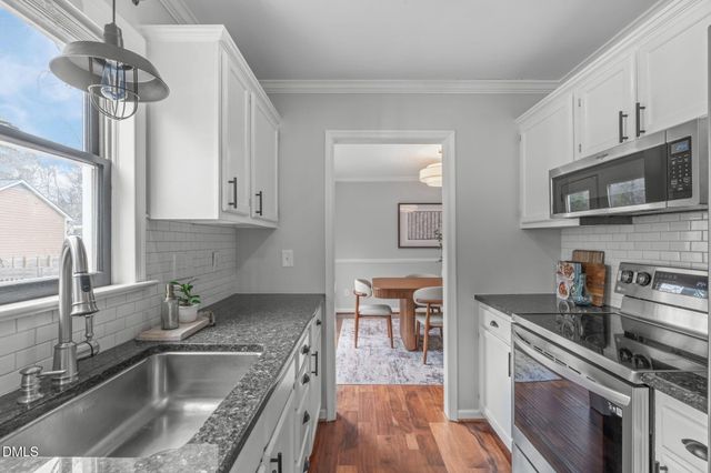 2003 Pathway Drive, Chapel Hill, NC 27516