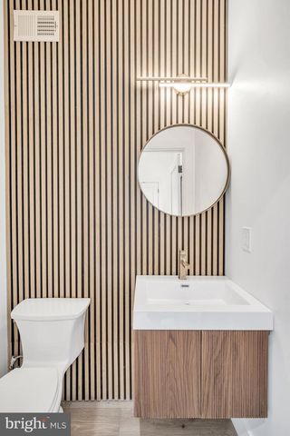 2368 E NORRIS ST, Philadelphia, PA 19125