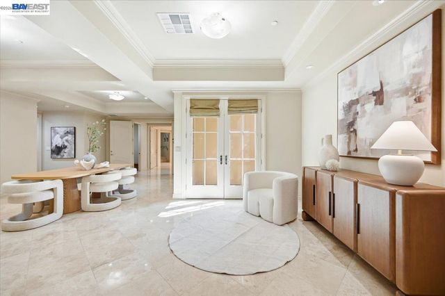 13388 Surrey Ln, Saratoga, CA 95070