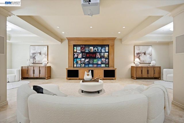 13388 Surrey Ln, Saratoga, CA 95070