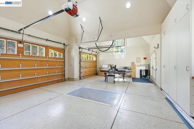 13388 Surrey Ln, Saratoga, CA 95070
