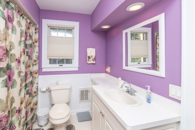 5 N Main St, Boonton Twp., NJ 07005