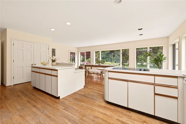 4 Malm Lane, Pittsford, NY 14618