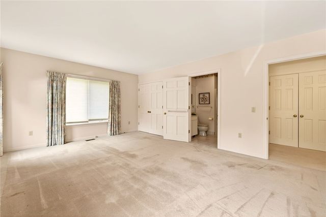 4 Malm Lane, Pittsford, NY 14618