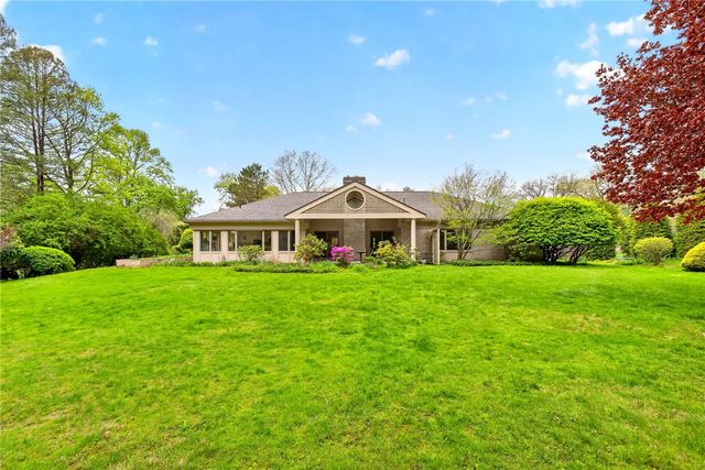 4 Malm Lane, Pittsford, NY 14618