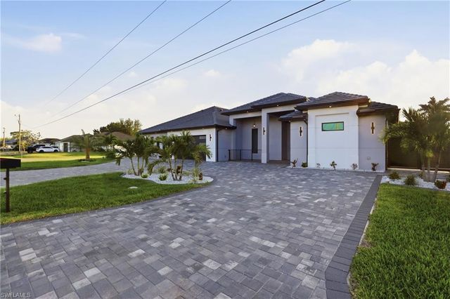 120 SW 9th AVE, Cape Coral, FL 33991