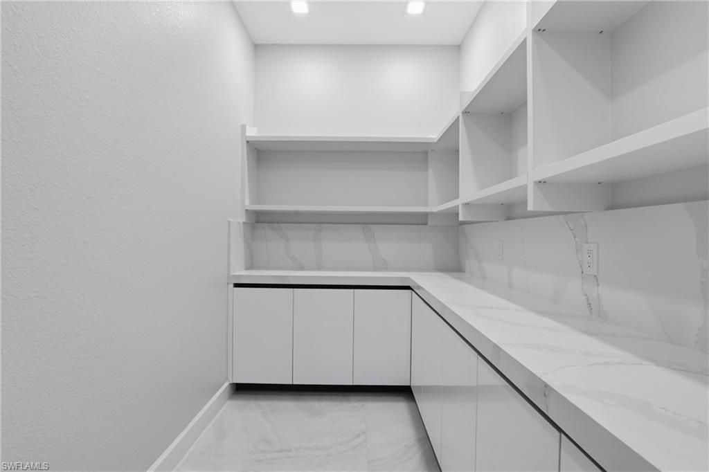 Image 14 of property listing at 120 SW 9th AVE, Cape Coral, FL 33991