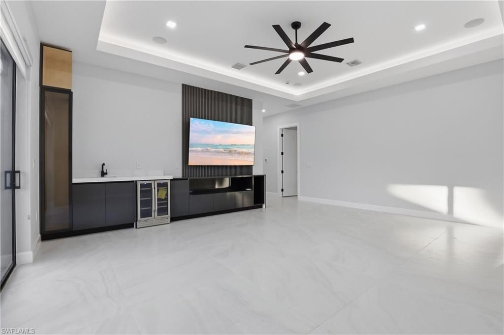 Image 15 of property listing at 120 SW 9th AVE, Cape Coral, FL 33991